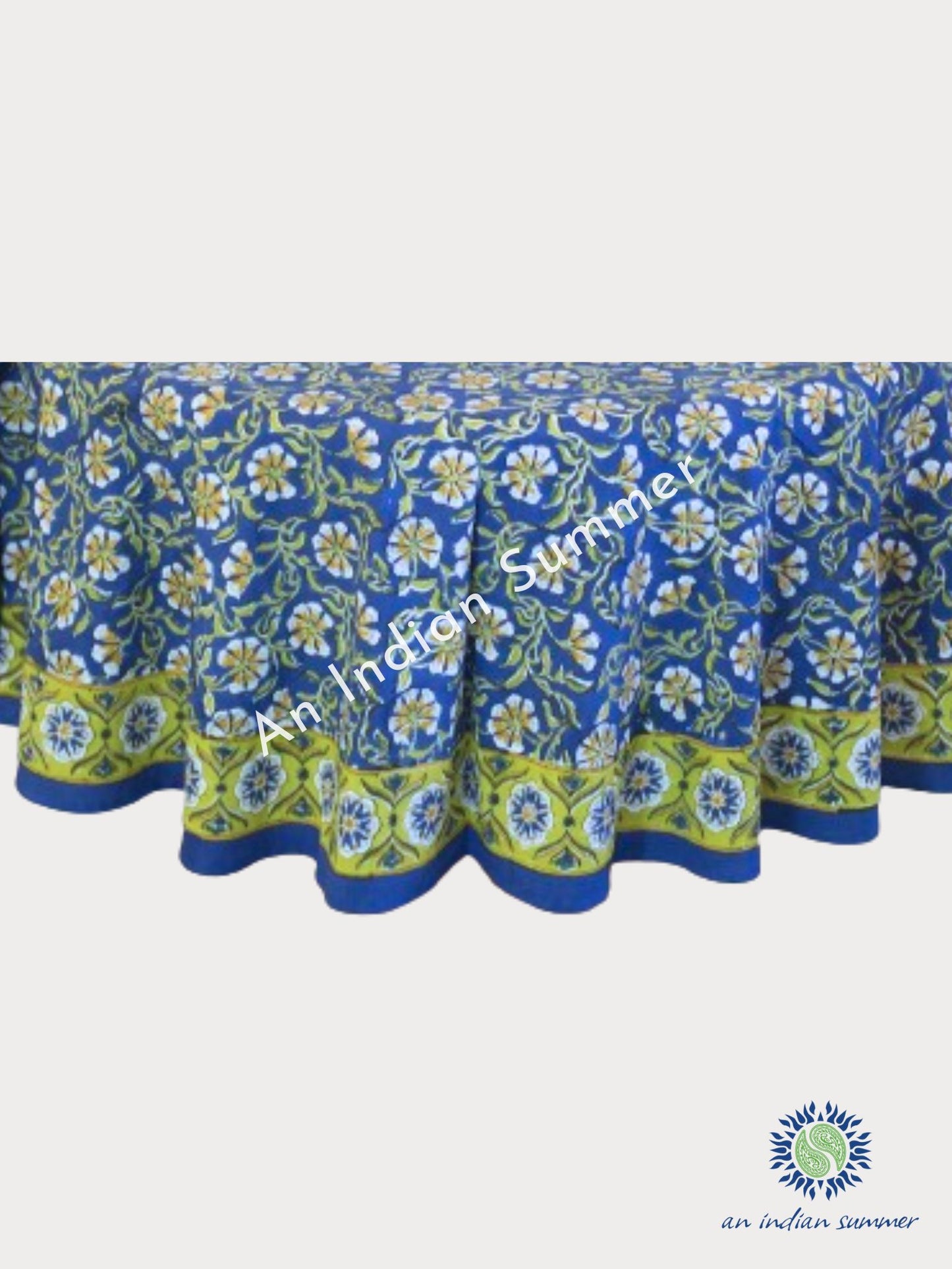Runde Tischdecken – 6 Designs und 2 Größen