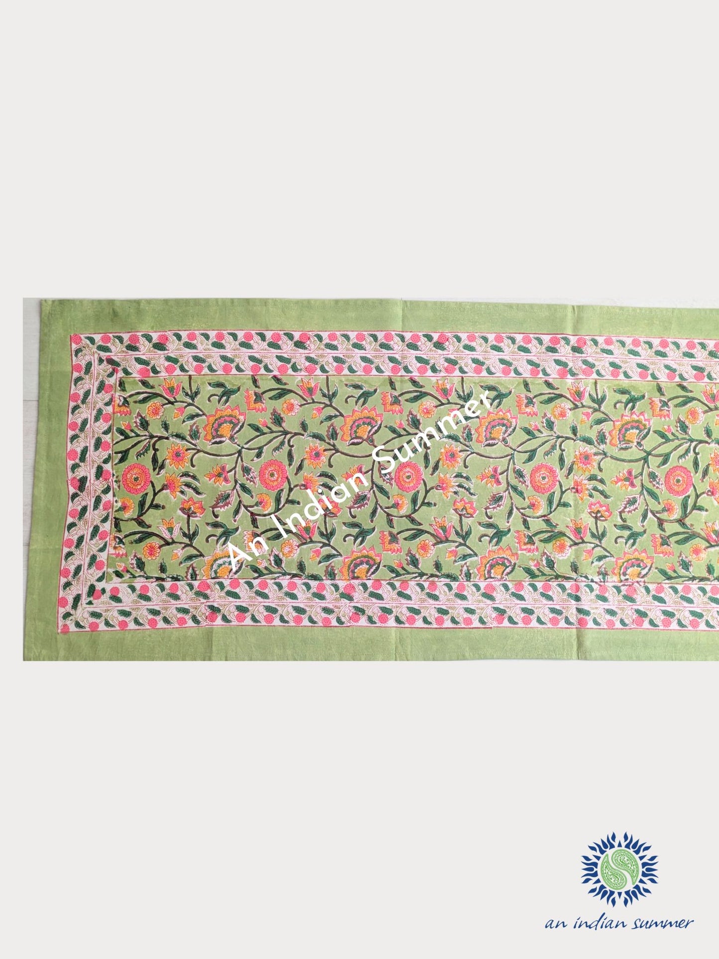 Table Runner Floral Apple Green