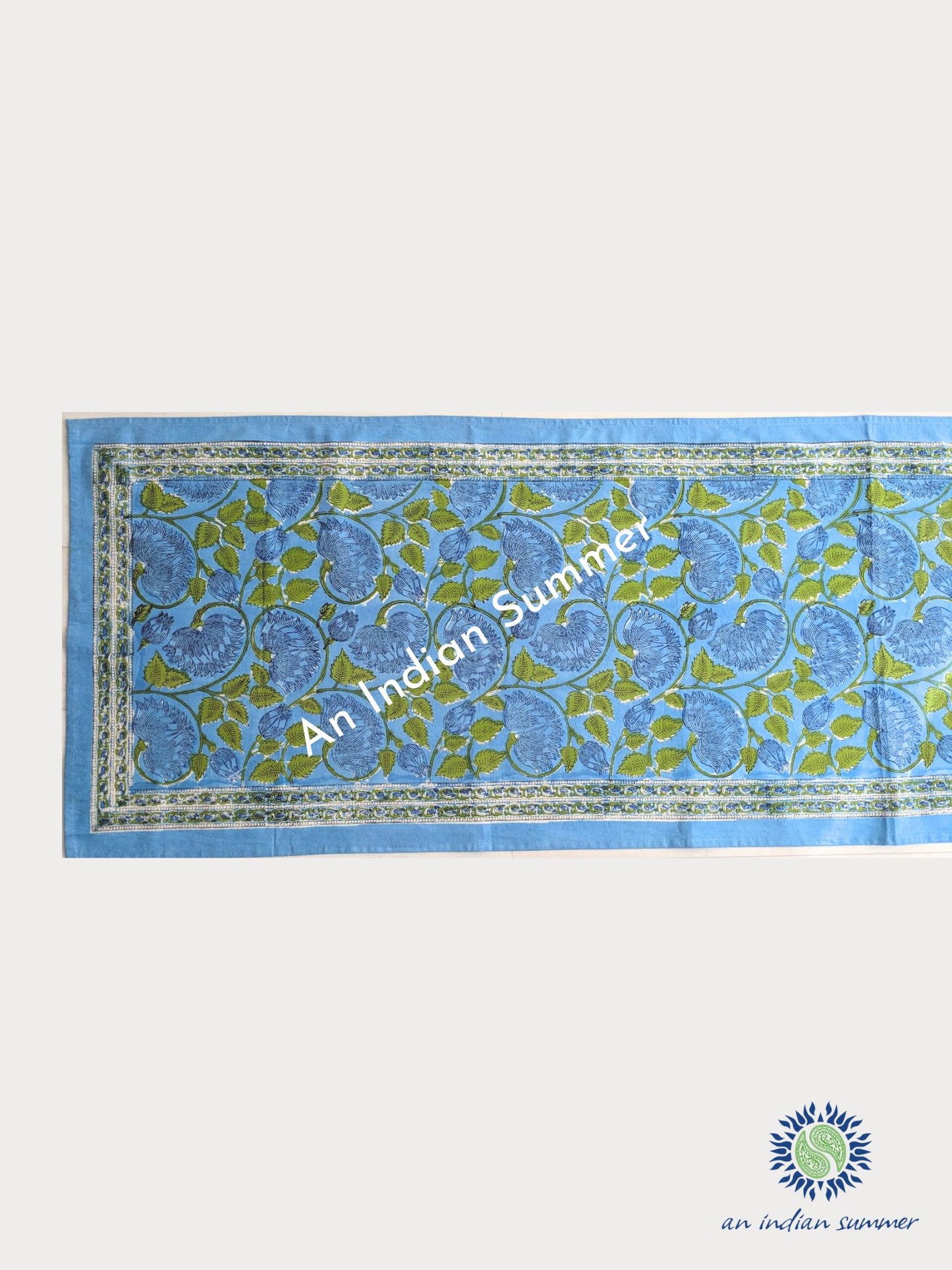 Table Runner Lily Blue