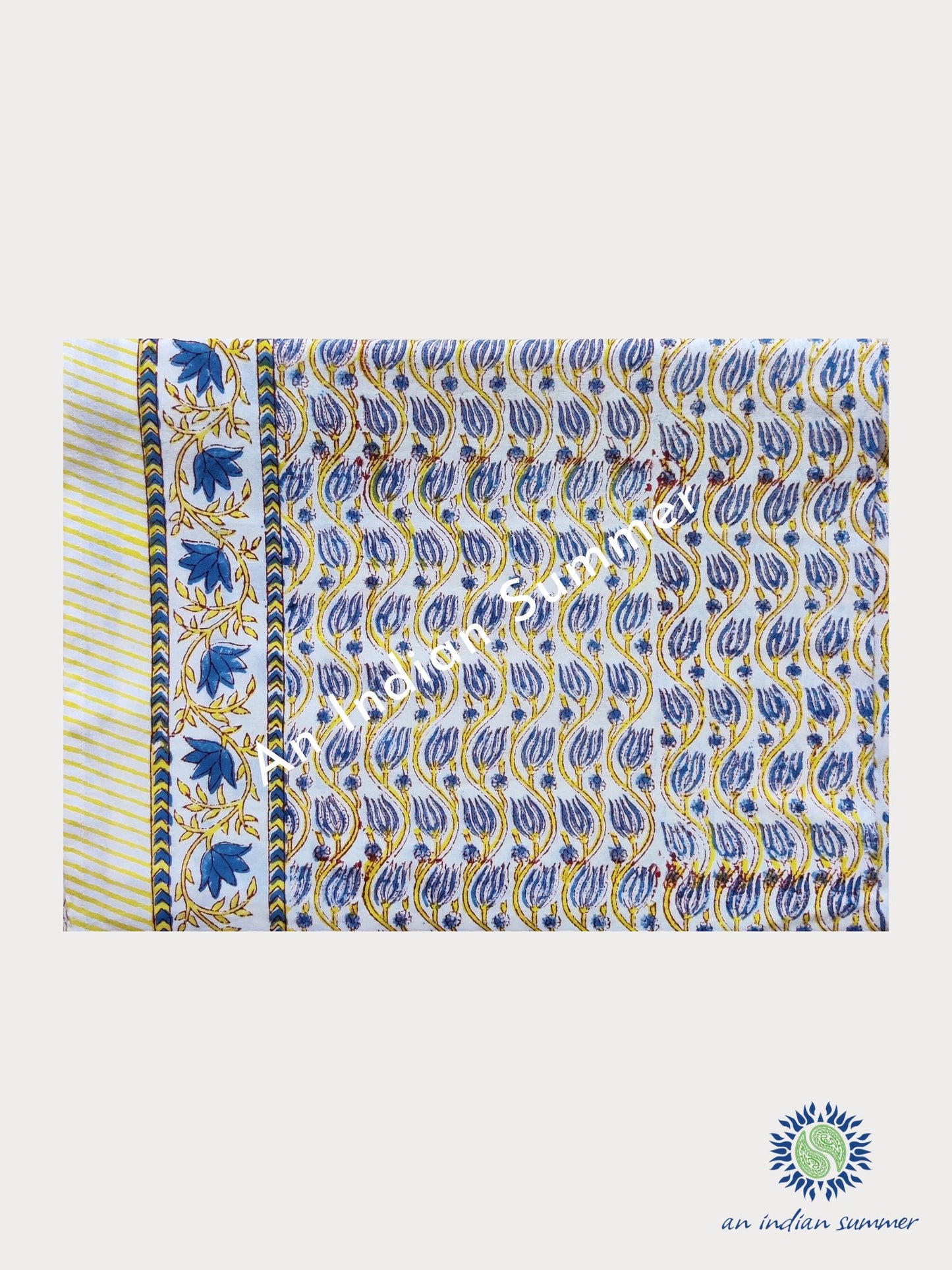 Lotus-Tischdecke – erhältlich in 2 Farben