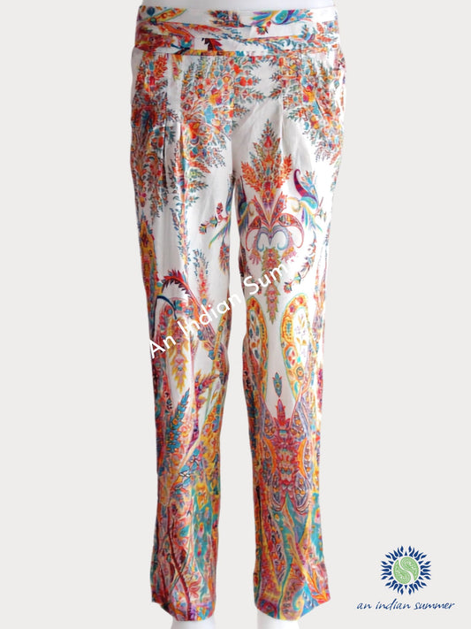 Naomi-Hose
