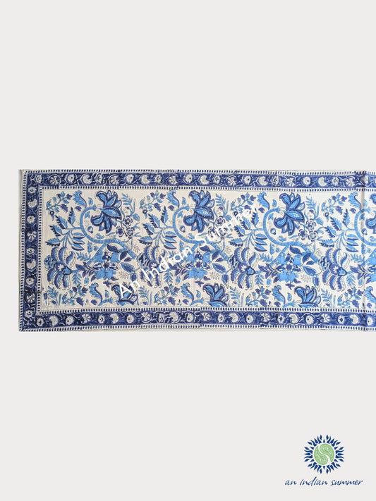 Table Runner Delphinium White Blue