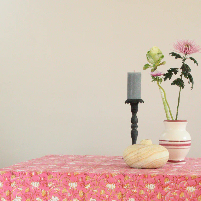 Tischdecke Waterlily Pink Orange – erhältlich in 3 Größen