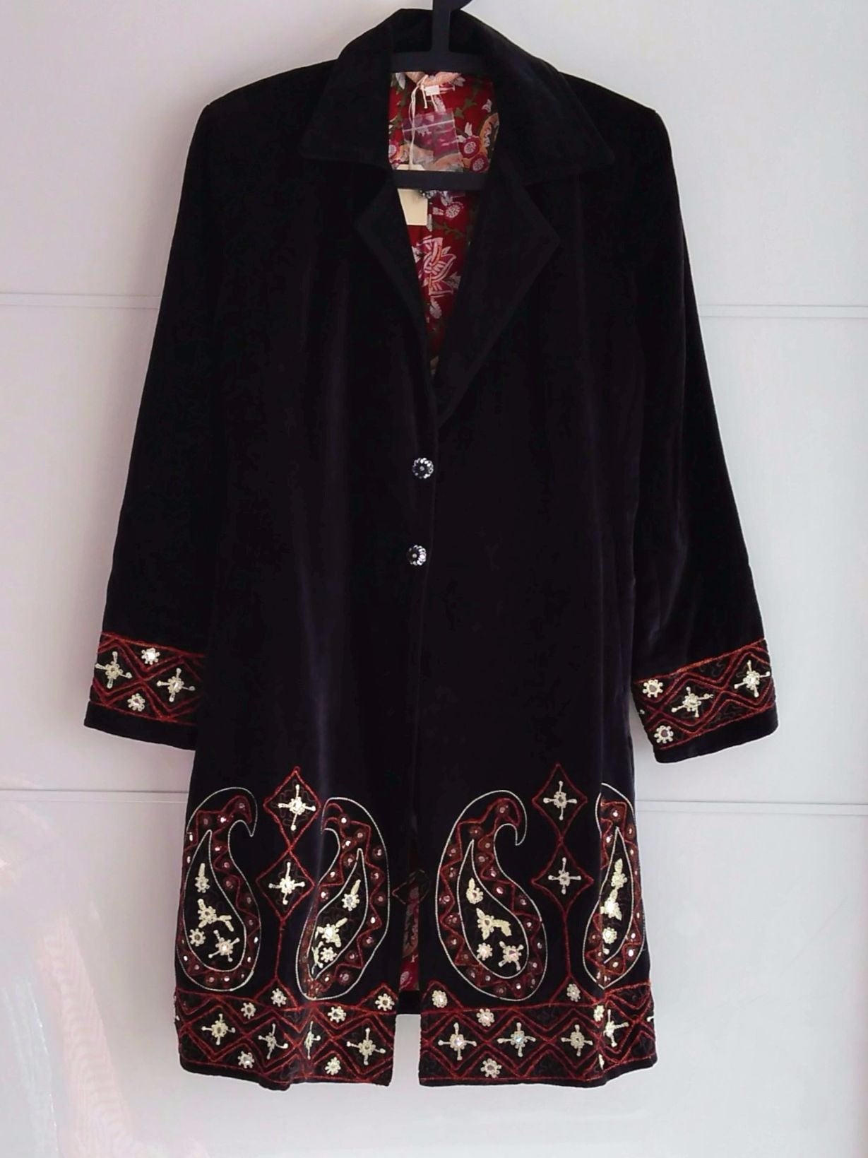 Rani Embroidered Velvet Coat - Paisley Design - An Indian Summer
